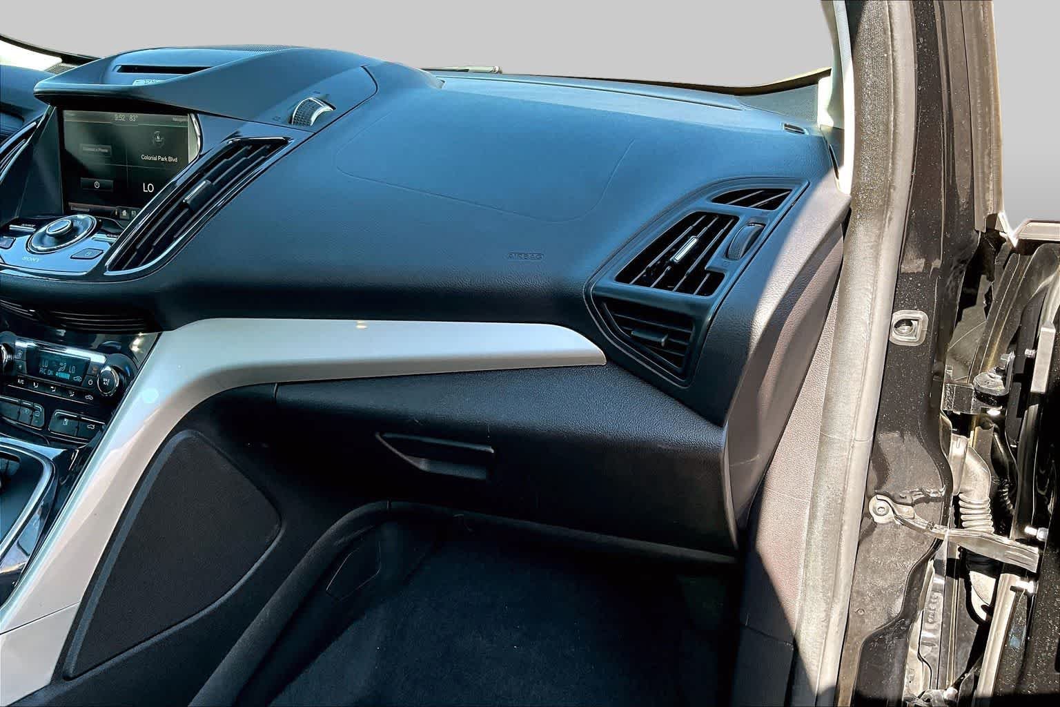 Used 2014 Tuxedo Black Metallic Ford SEL image 19