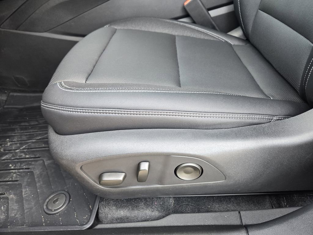 2025 Chevrolet Blazer EV LT - Photo 16