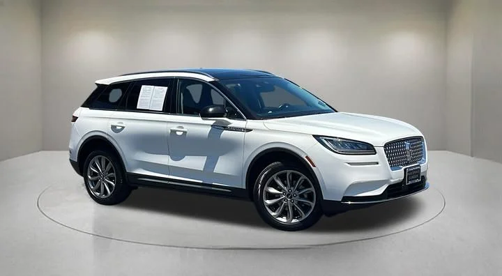 2022 Lincoln Corsair FWD's photo