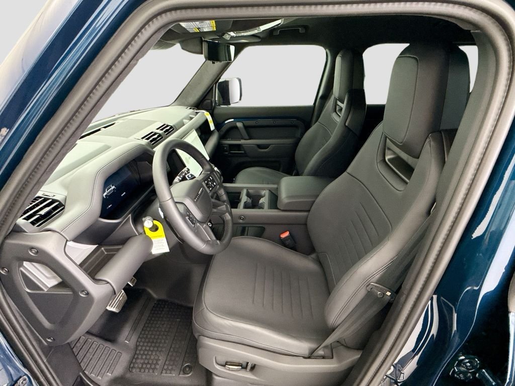 New 2026 Sargasso Blue LAND ROVER OCTA image 18