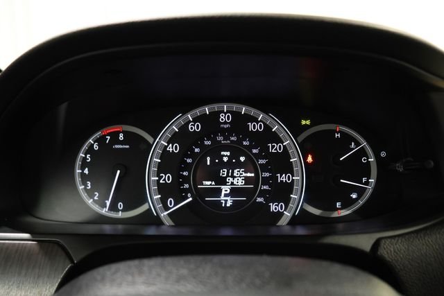 Certified Used 2013 Silver Honda EX-L image 22