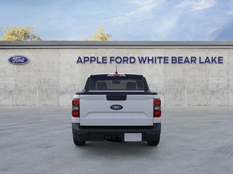 New 2026 White Ford XLT image 5