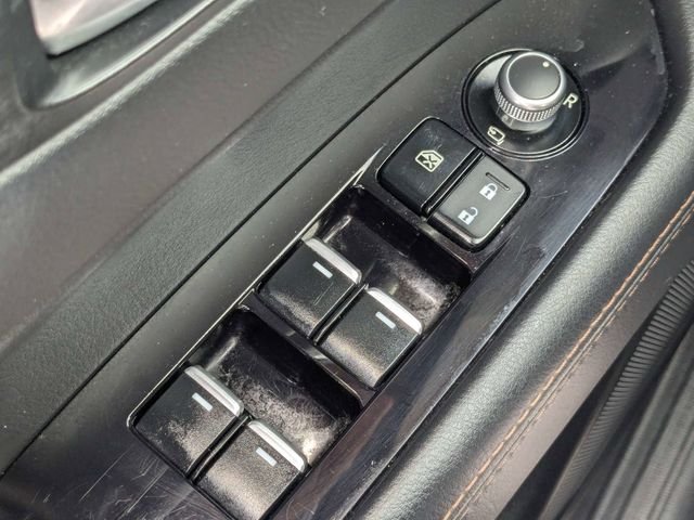 Used 2019 Black Mazda Grand Touring image 24