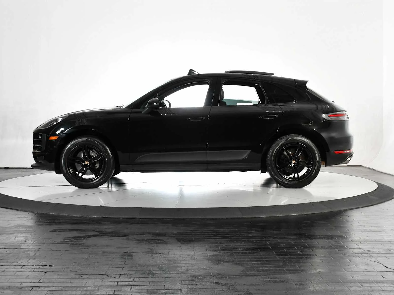 Used 2020 Black Porsche S image 2
