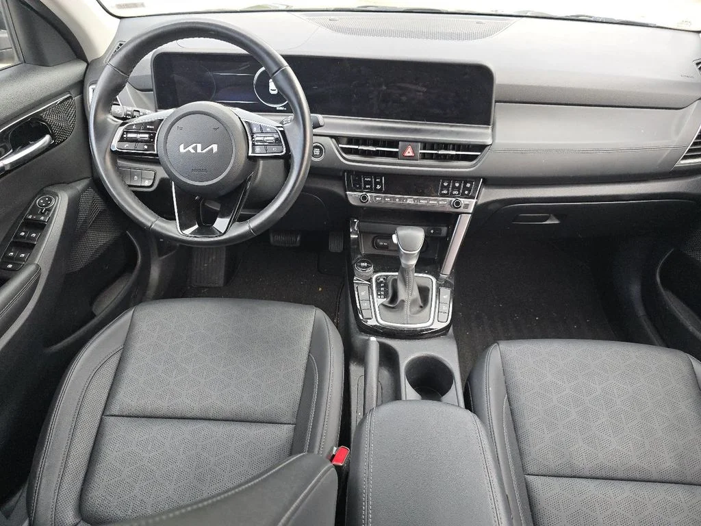 Used 2024 Black Kia EX image 20