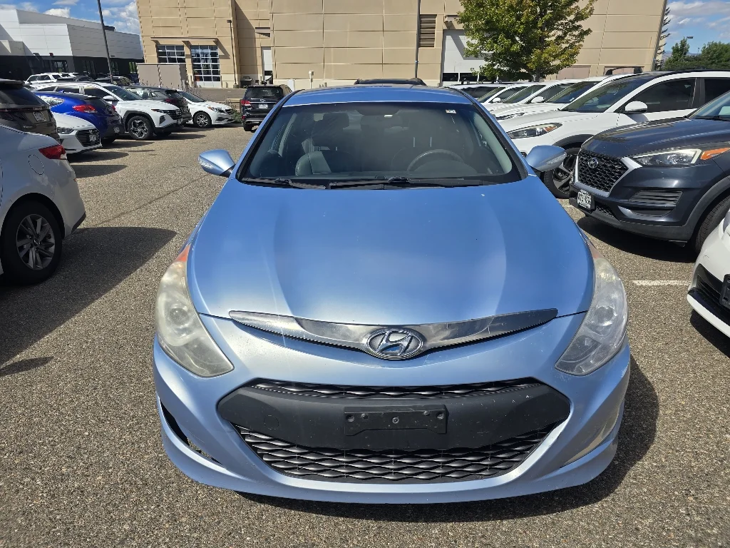 Used 2013 Blue Sky Metallic Hyundai  image 20