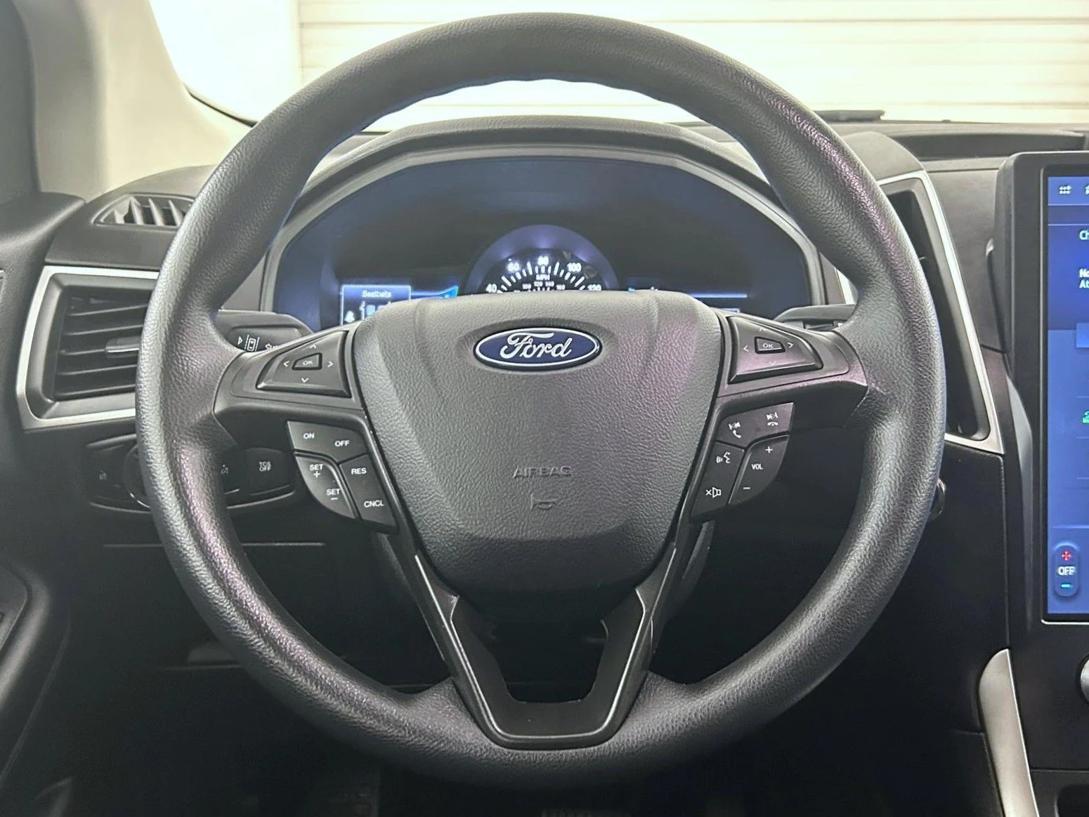 Used 2024 Blue Ford SE image 11