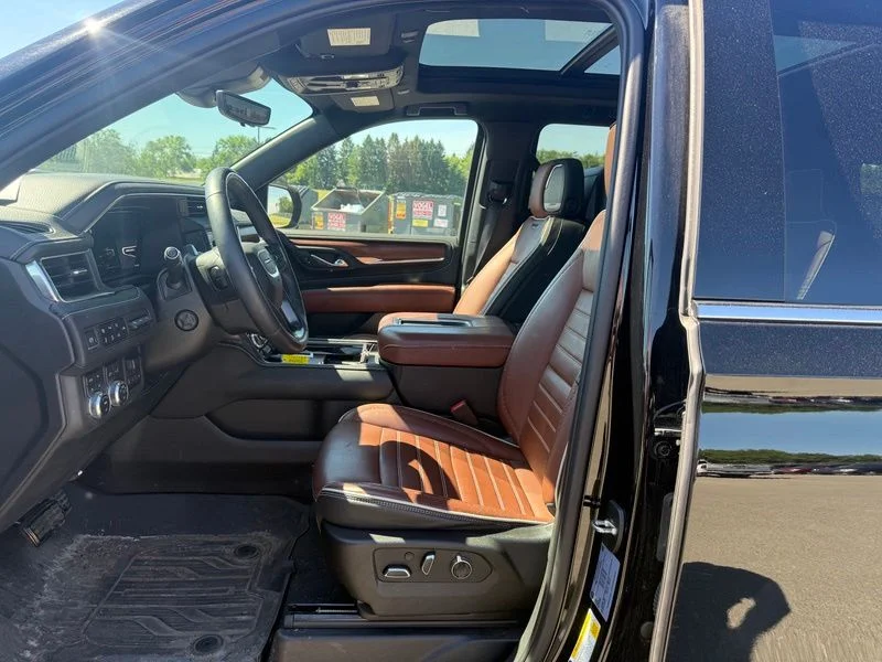 Used 2023 Black GMC Denali Ultimate image 10