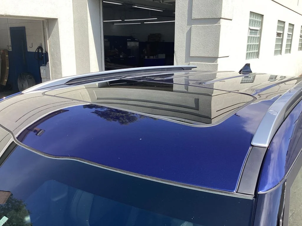 Used 2025 Blue Kia EX image 10
