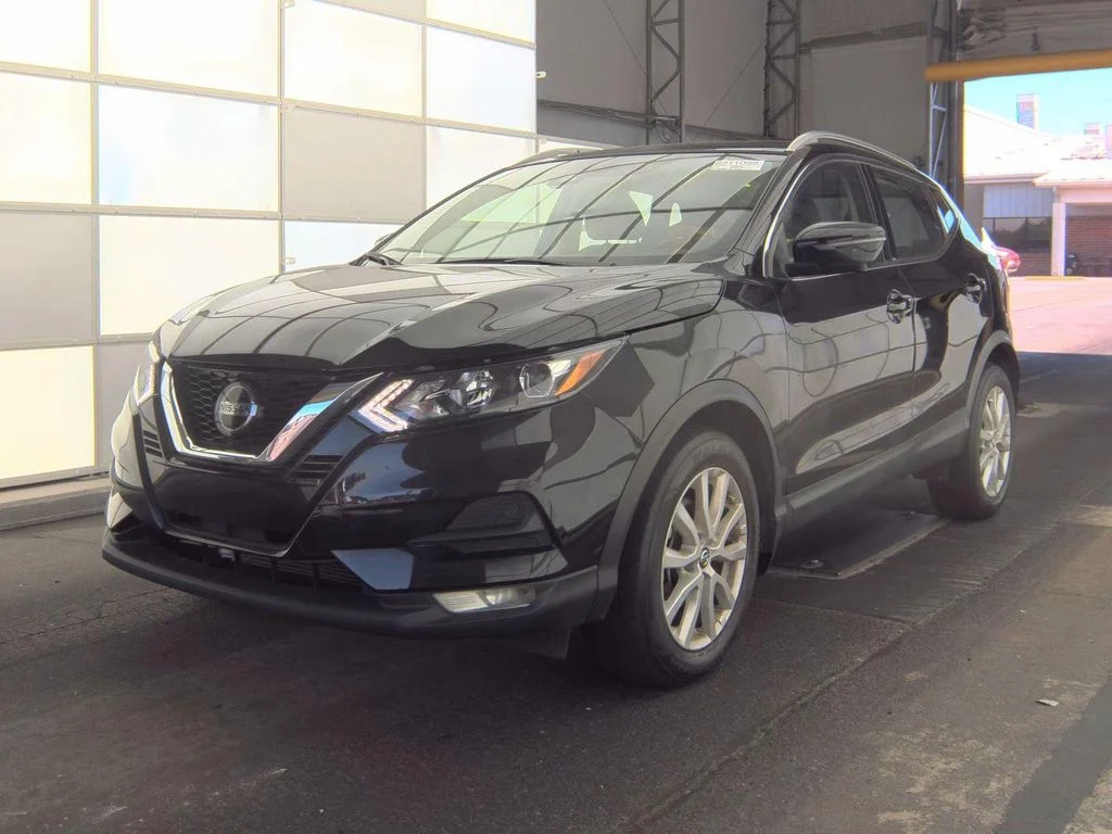 2022 Nissan Rogue Sport SV AWD's photo