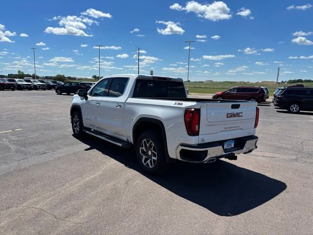 Used 2024 White Frost GMC SLT image 4