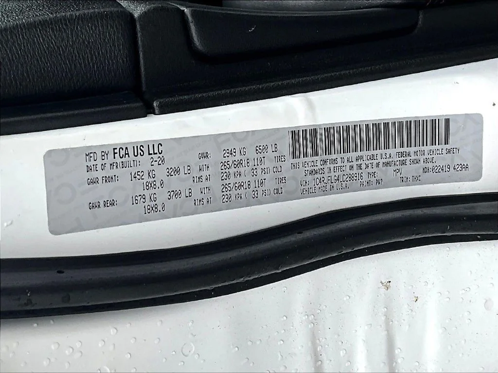 Used 2020 White Jeep Trailhawk image 23