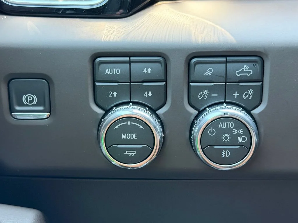 New 2026 Glacier White Tricoat GMC Denali image 9