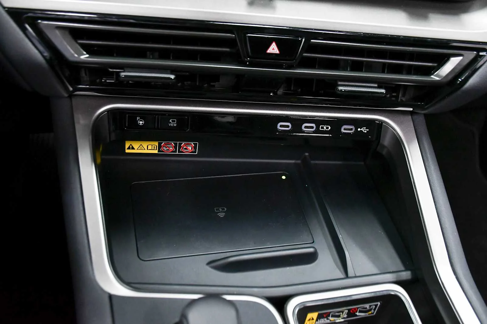 Certified Used 2025 NIGHTFALL MICA Lexus Premium image 22