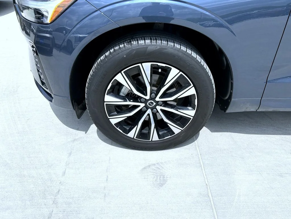 2024 Volvo XC60 Core - Photo 22