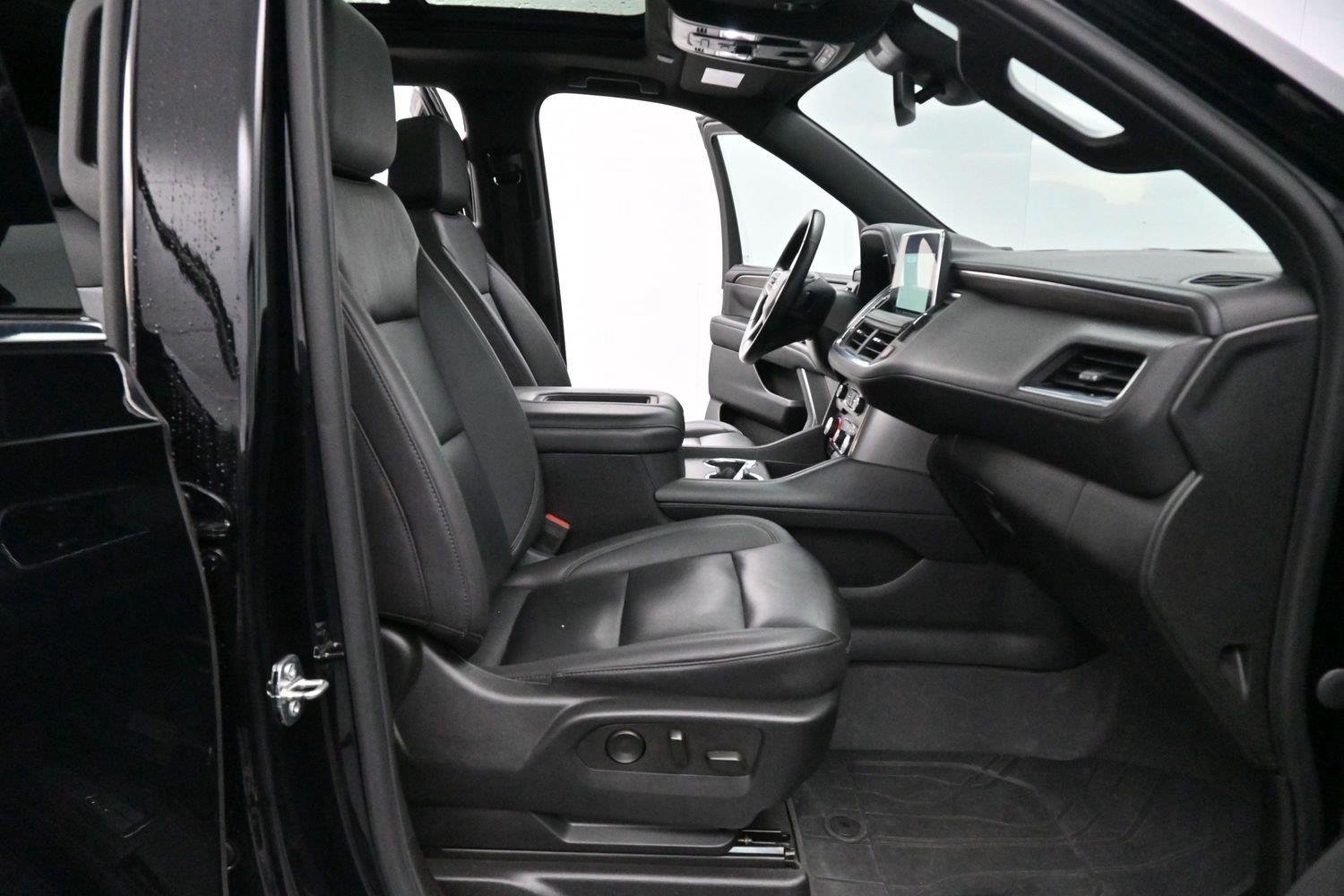 Used 2023 BLACK Chevrolet LT image 39