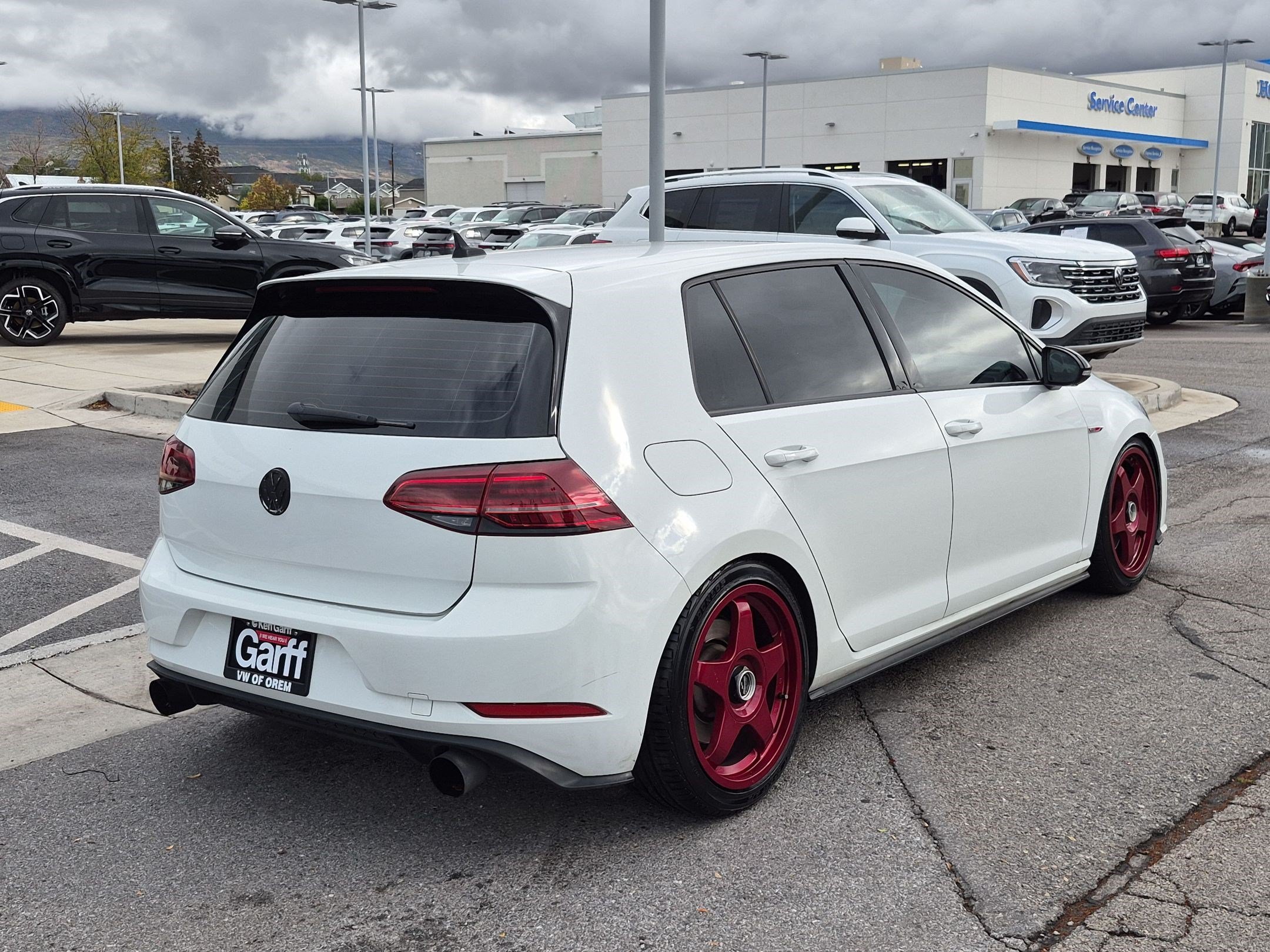 Used 2020 Pure White Volkswagen S image 3
