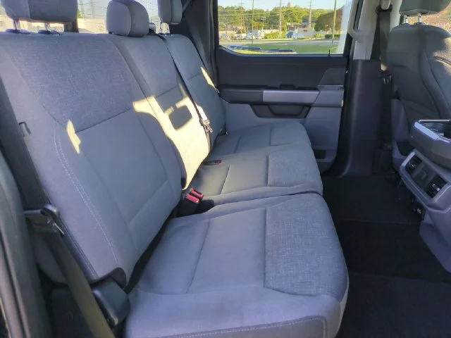 Used 2024 Black Ford XLT image 31