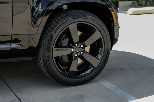 New 2026 Santorini Black Land Rover X-Dynamic SE image 68