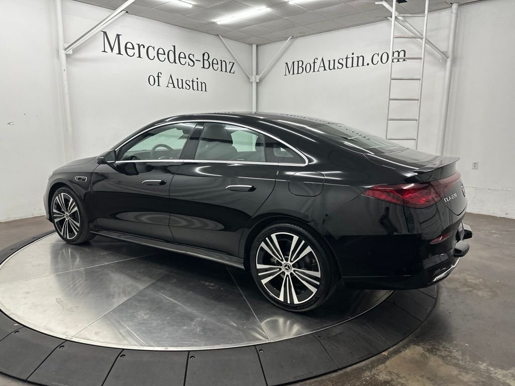 New 2027 Night Black Mercedes-Benz CLA 220 image 5
