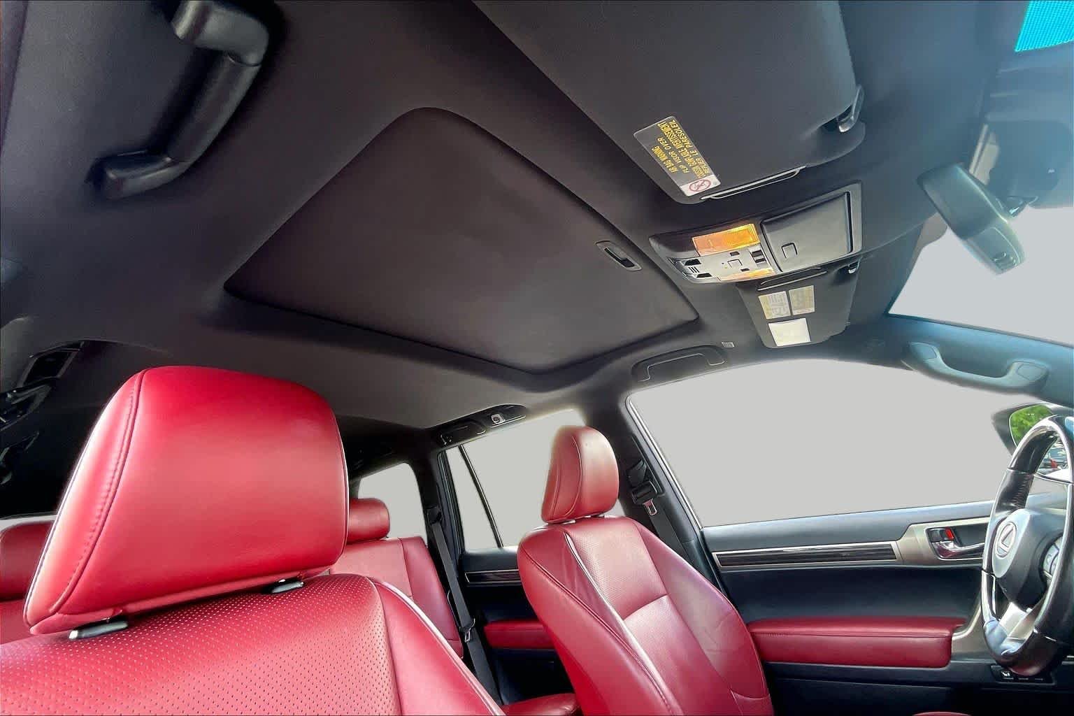 Used 2021 Atomic Silver Lexus Luxury image 12