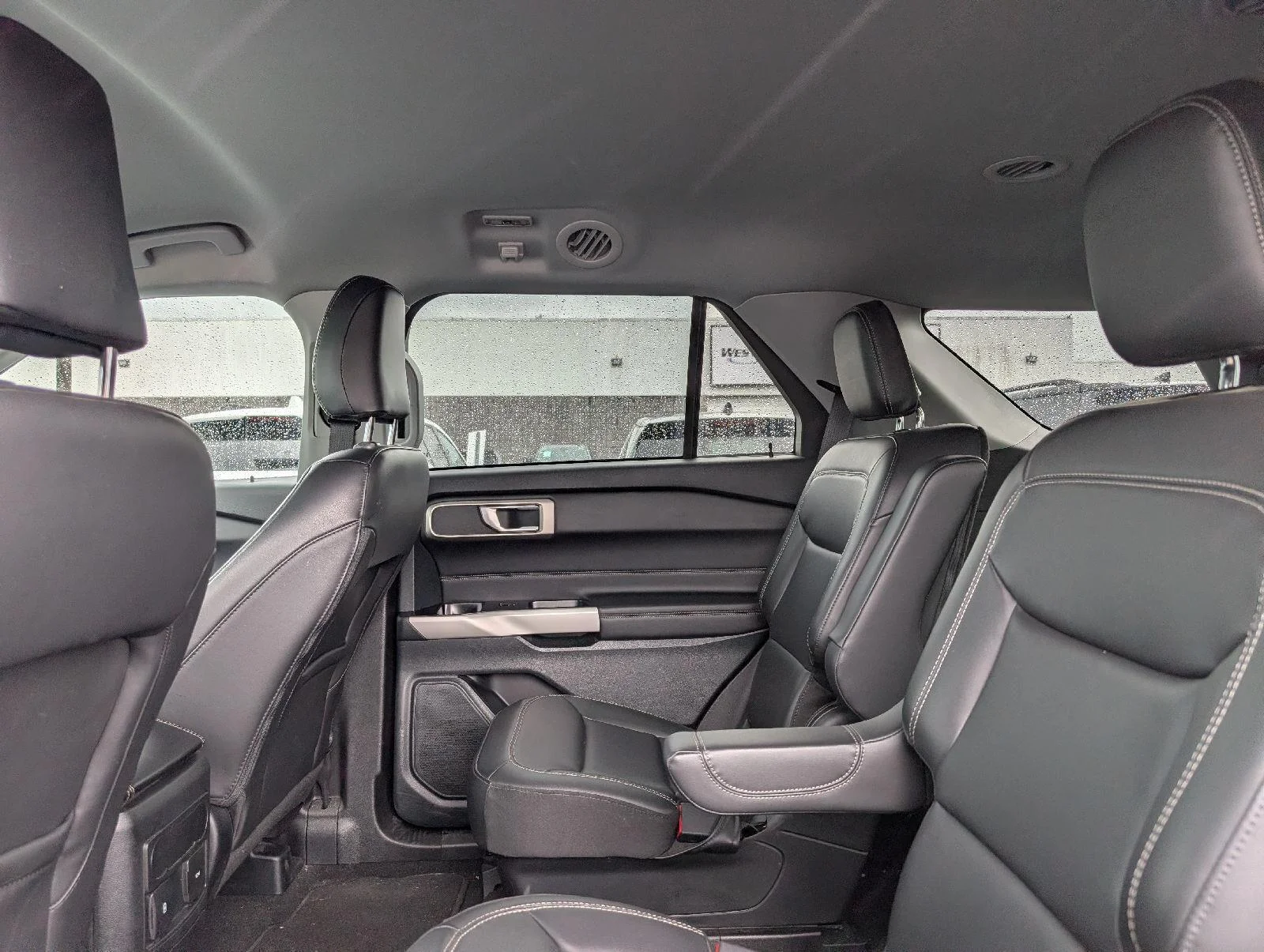 Used 2023 Iconic Silver Ford XLT image 14