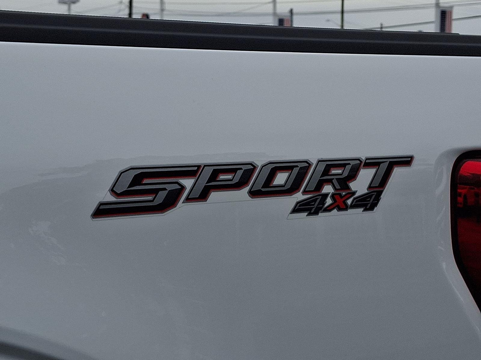 Certified Used 2022 Oxford White Ford XLT image 31