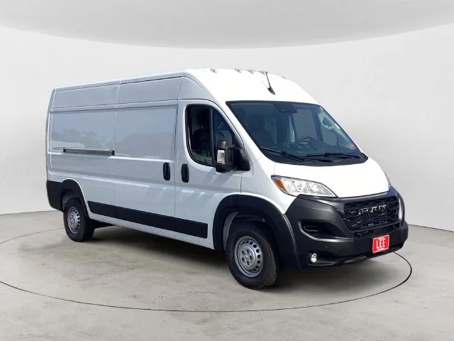 New 2026 Bright White Clearcoat Ram PROMASTER 3500 TRADESMAN CARGO VAN HIGH ROOF 159
