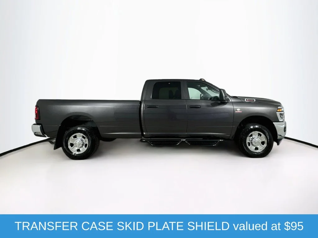 Used 2025 Granite Crystal Metallic Clearcoat Ram Tradesman image 9