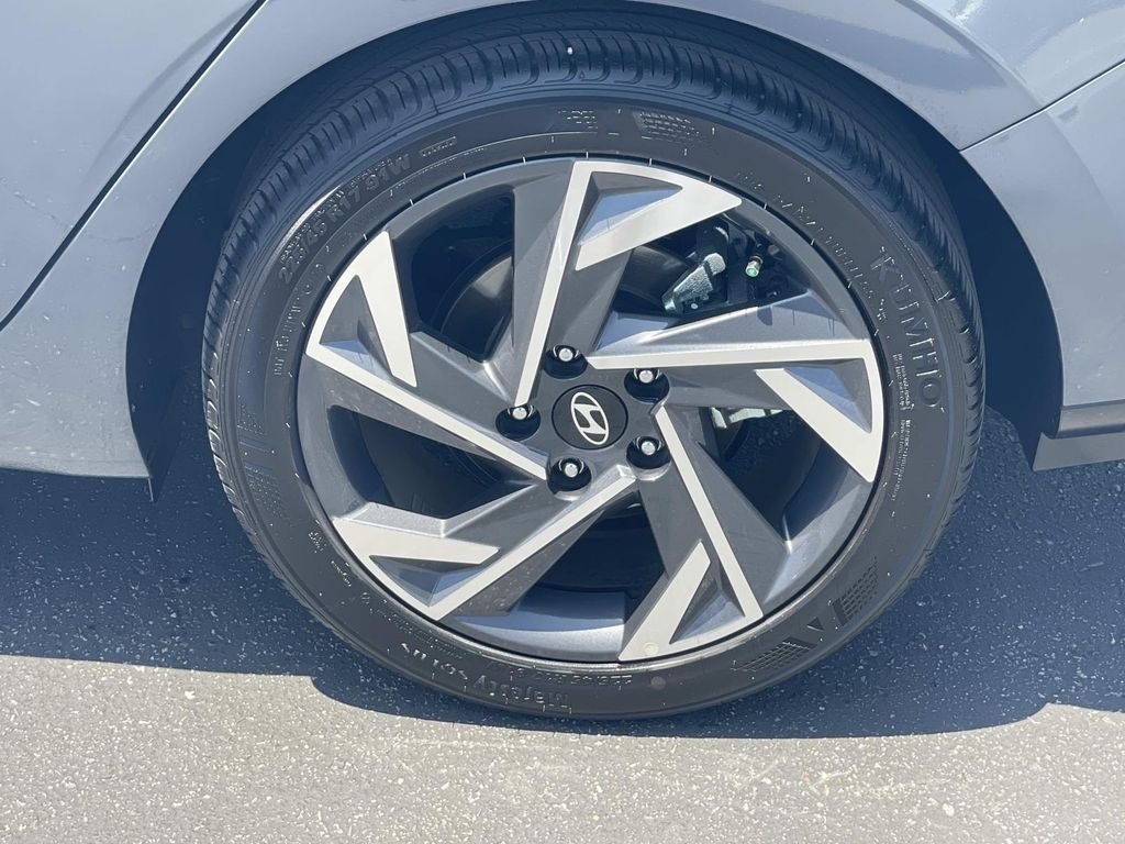 Certified Used 2024 Gray Hyundai SEL image 30