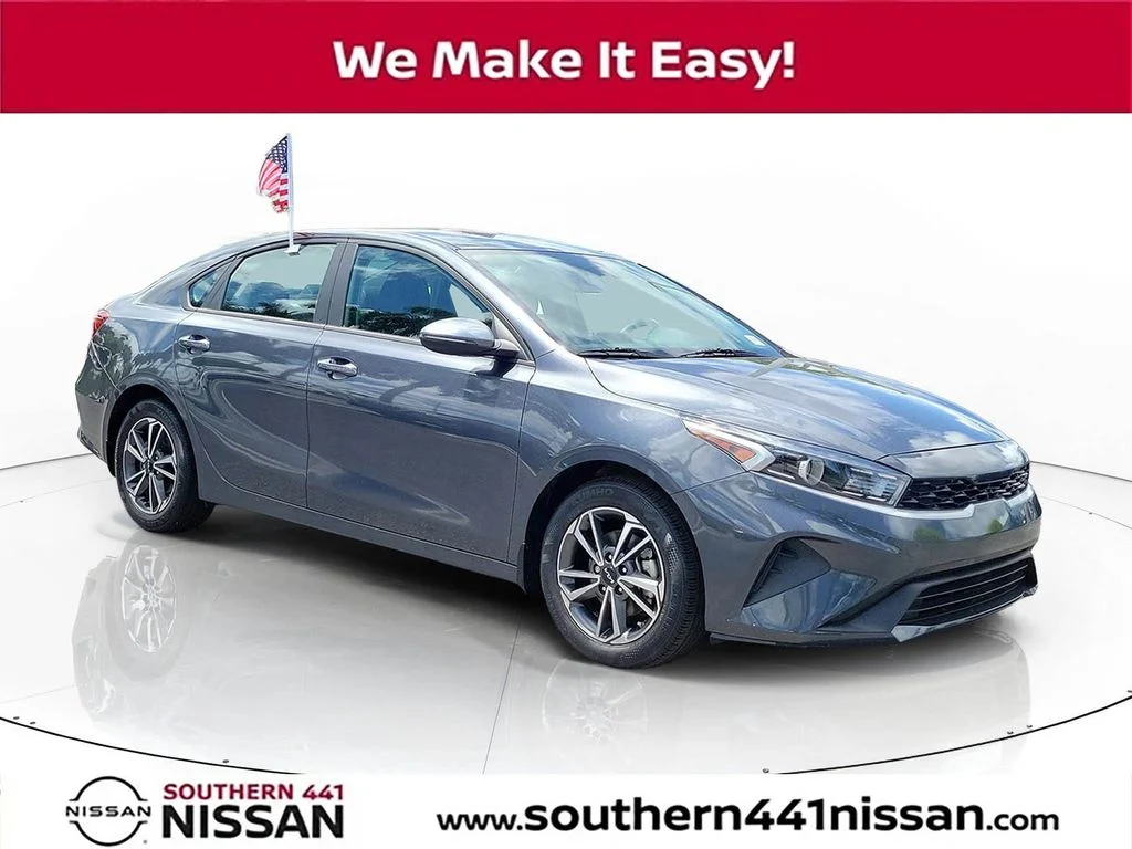 2023 Kia Forte LXS AT's photo