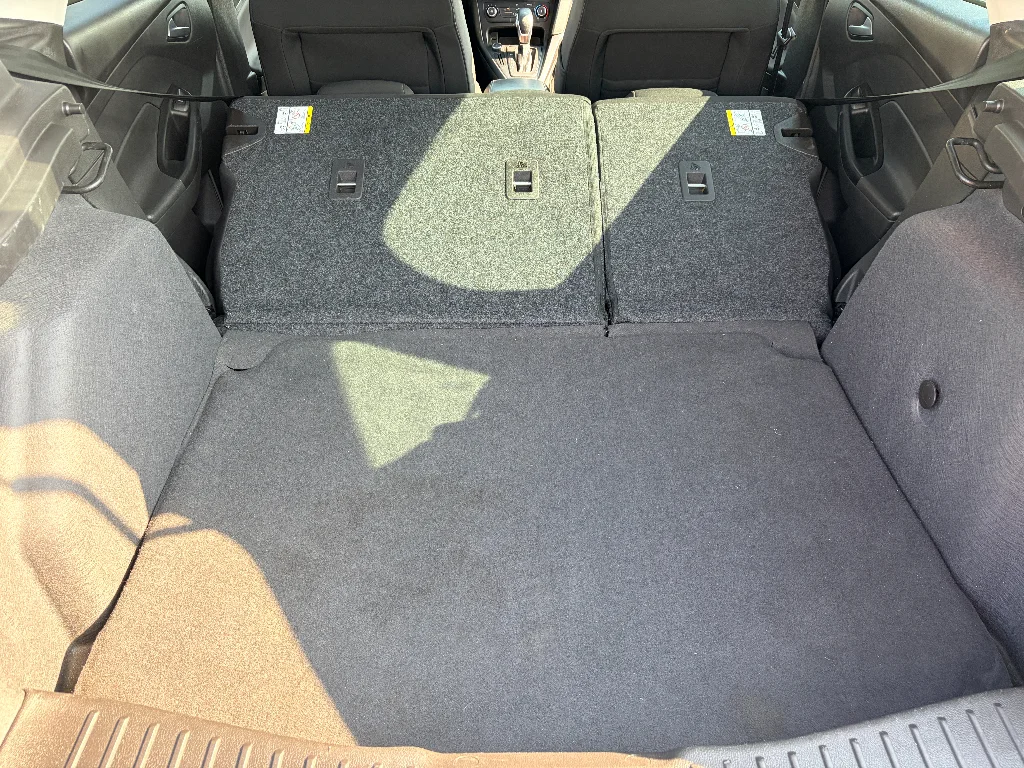 Used 2017 Magnetic Metallic Ford SE image 28