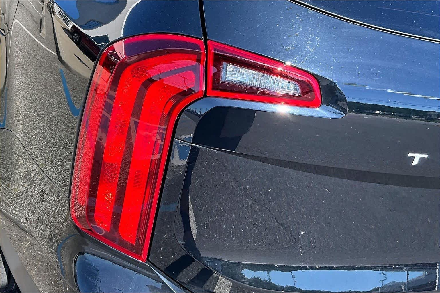 Used 2024 Ebony Black Kia S image 27
