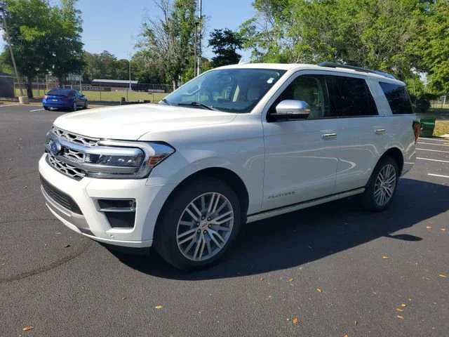 Used 2022 White Ford Platinum image 2