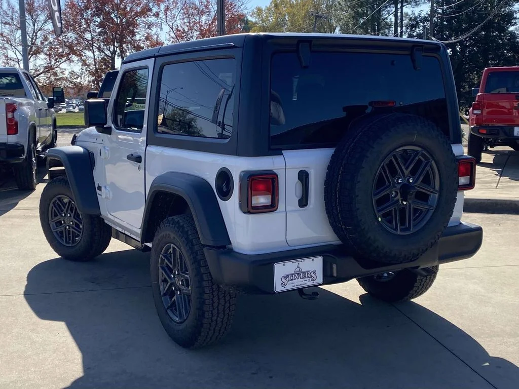 New 2026 Bright White Clear-Coat Exterior Paint Jeep Sport S image 4