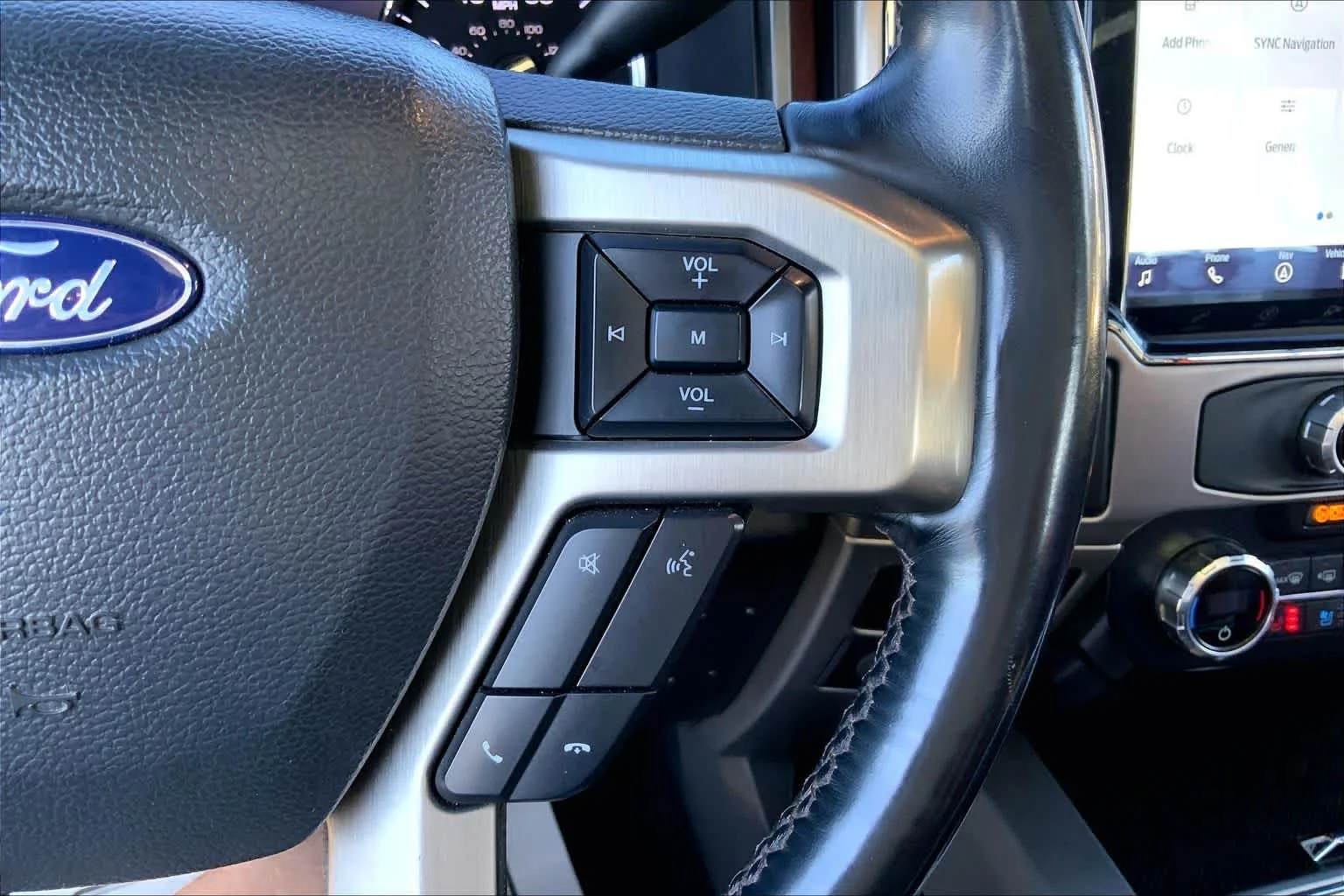 Used 2022 Agate Black Ford Platinum image 25