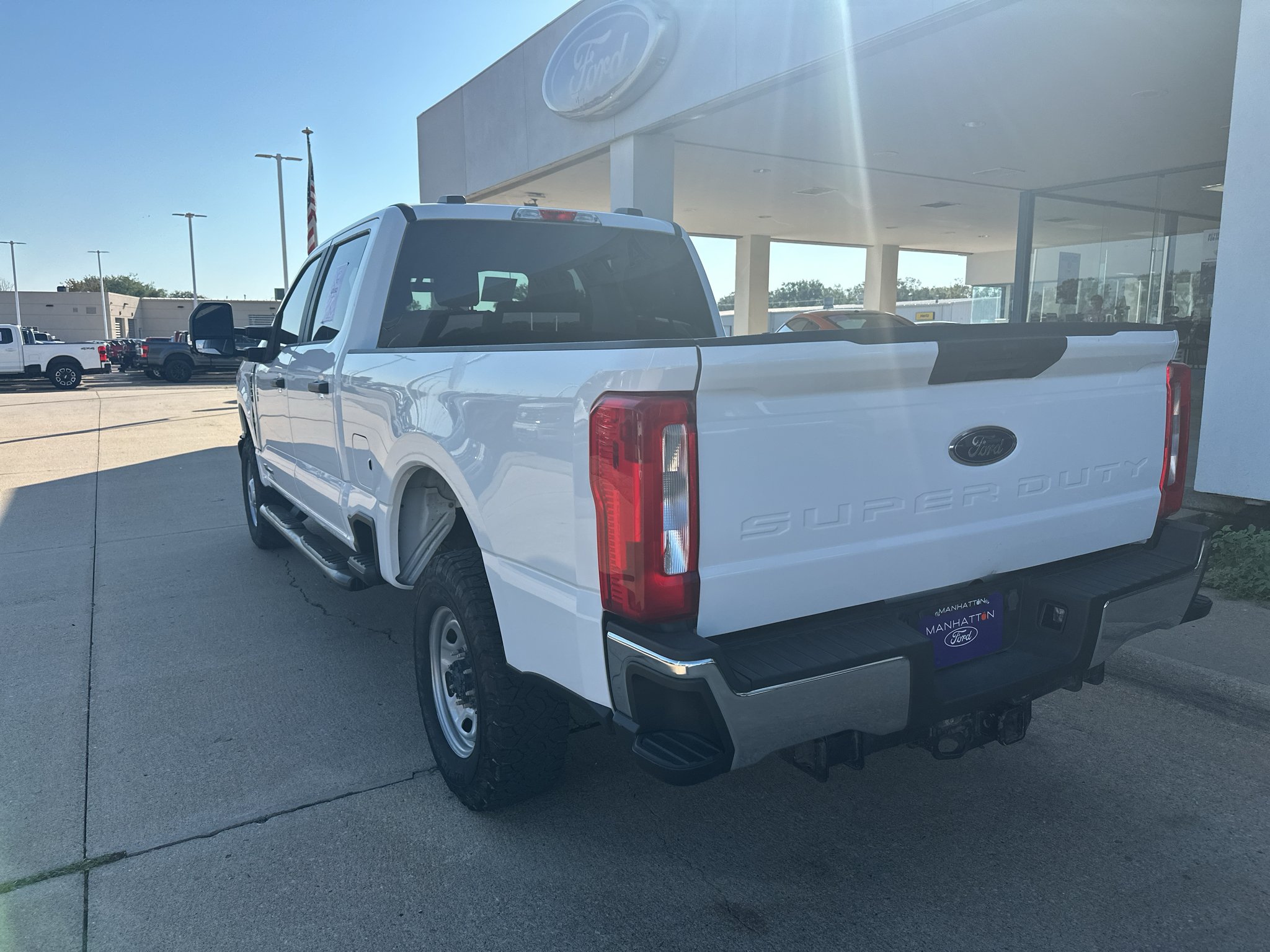 Used 2023 Oxford White Ford XL image 12