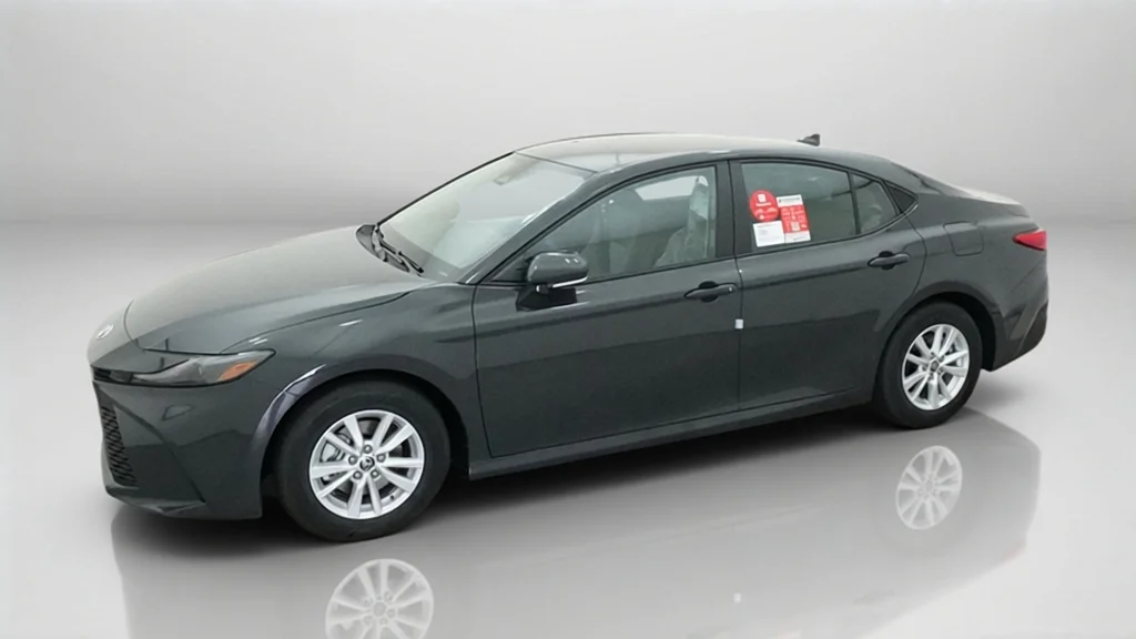 New 2027 Underground Toyota LE image 3