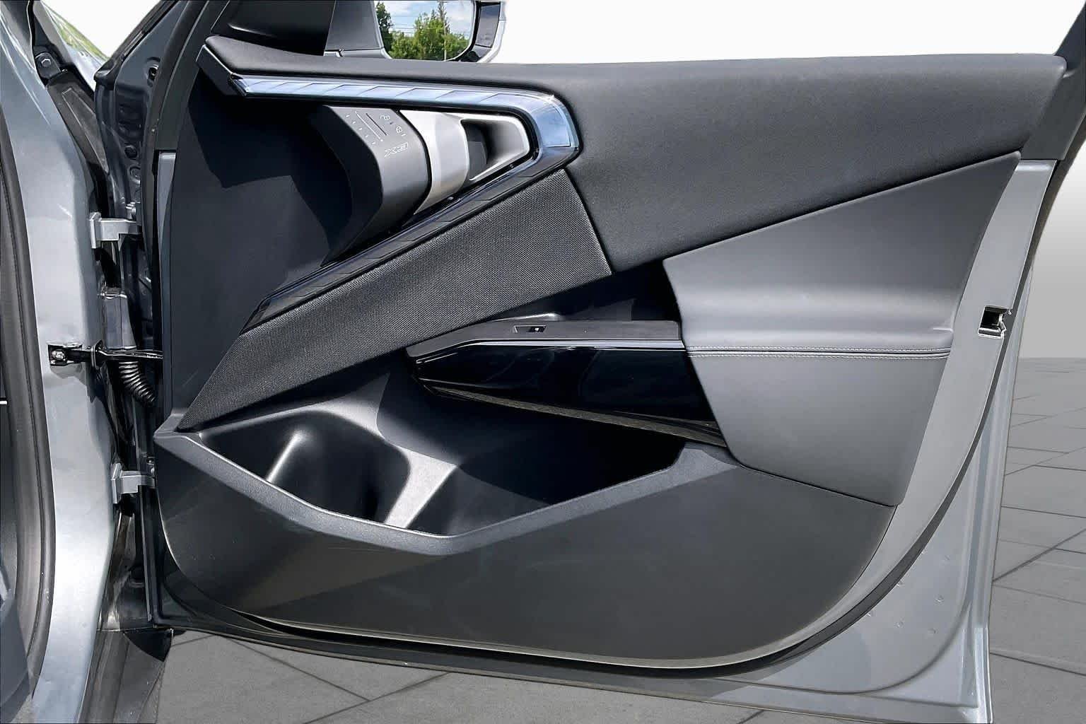 Certified Used 2026 Skyscraper Grey Metallic BMW 30 xDrive image 21