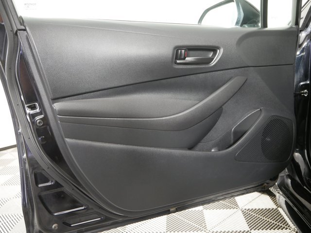 Used 2025 Midnight Black Metallic Toyota LE image 8