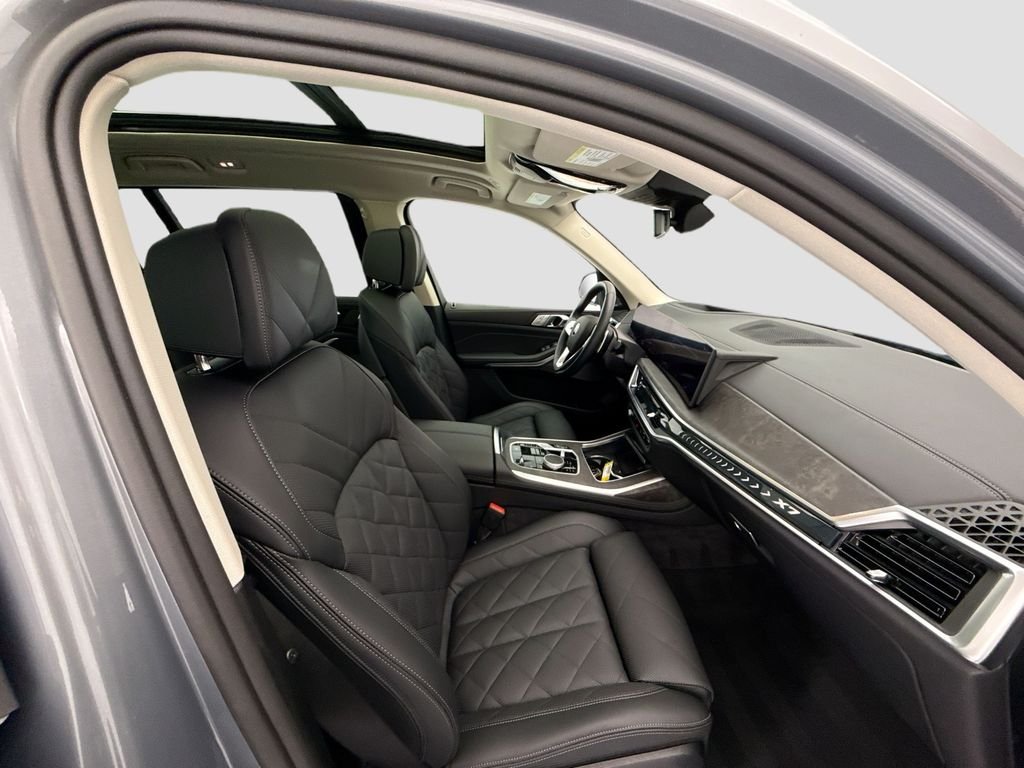 2026 BMW X7 40i - Photo 19