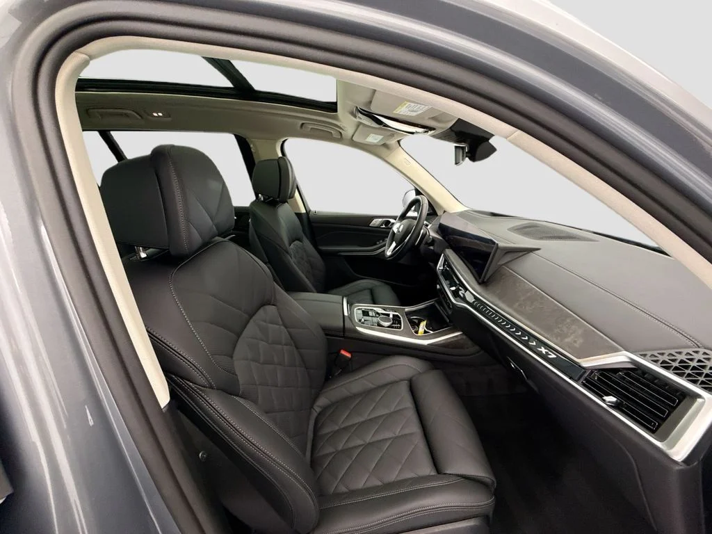 2026 BMW X7 40i - Photo 19