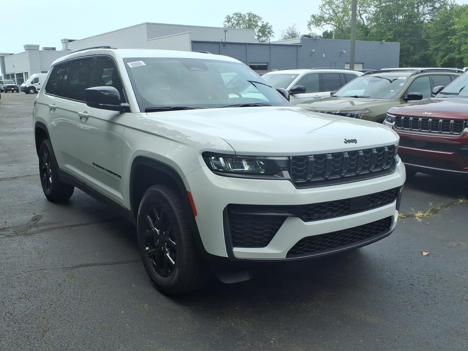 New 2026 Bright White Clearcoat Jeep Altitude image 3