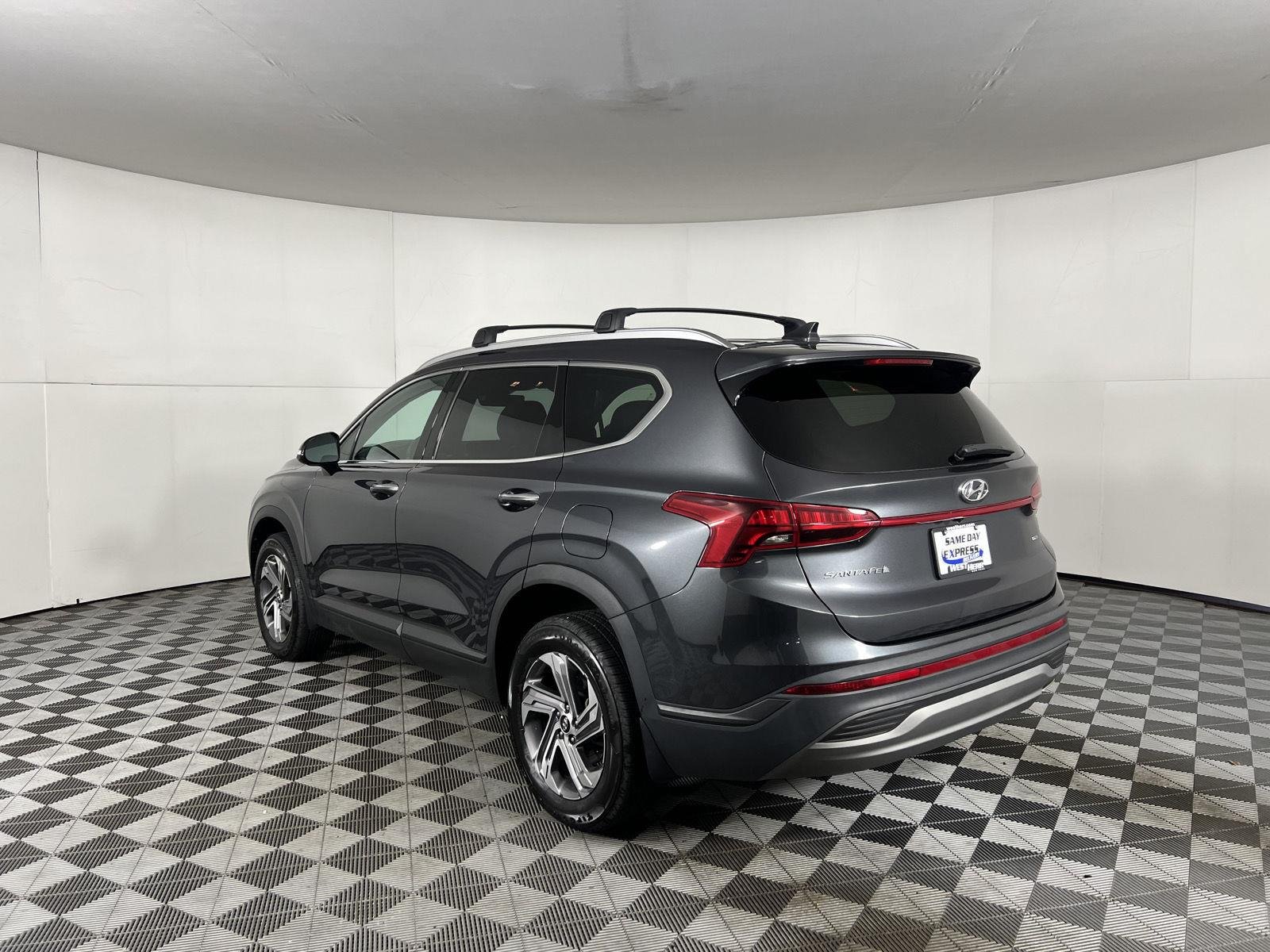Used 2023 Portofino Gray Hyundai SEL image 25