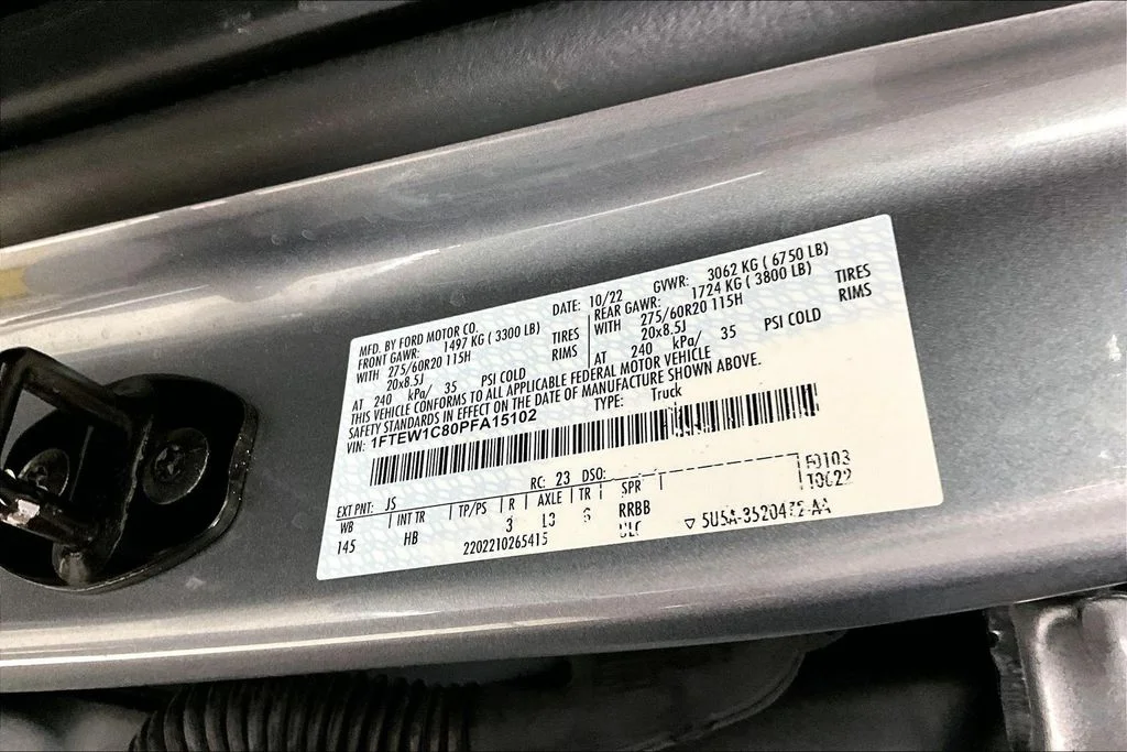 Used 2023 Silver Metallic Ford Lariat image 26