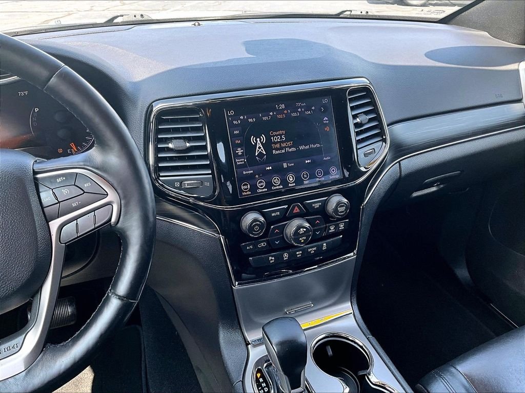 Used 2020 White Jeep Limited image 17