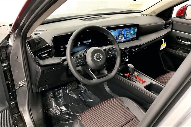 New 2026 Gun Metallic/Scarlet Ember Tintcoat Nissan SR image 7