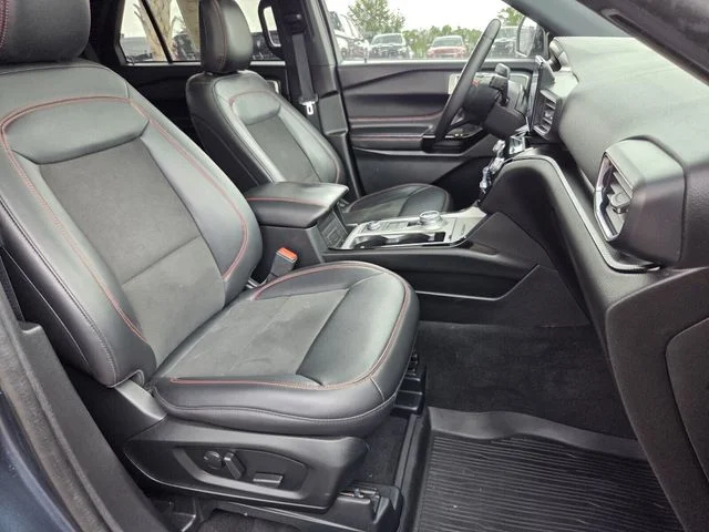 Used 2023 Blue Ford ST-Line image 18