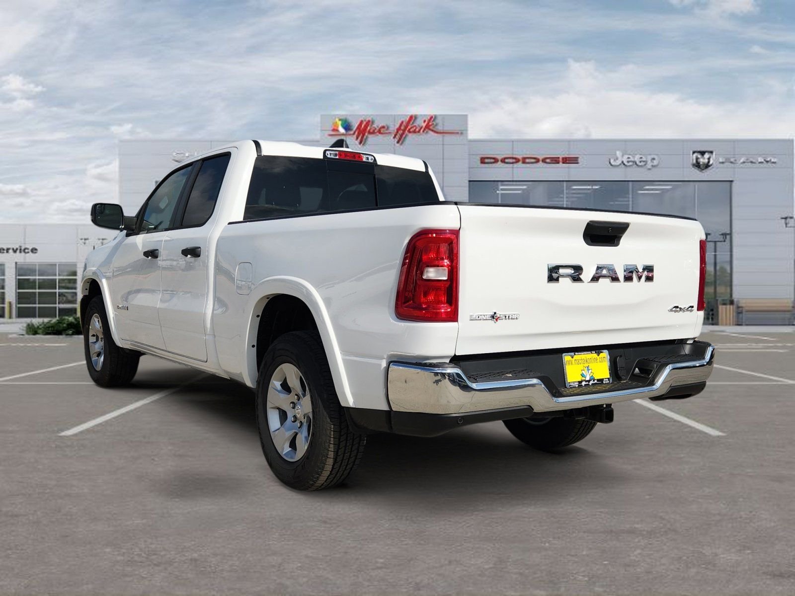 New 2026 Bright White Clear-Coat Exterior Paint RAM Big Horn/Lone Star image 3