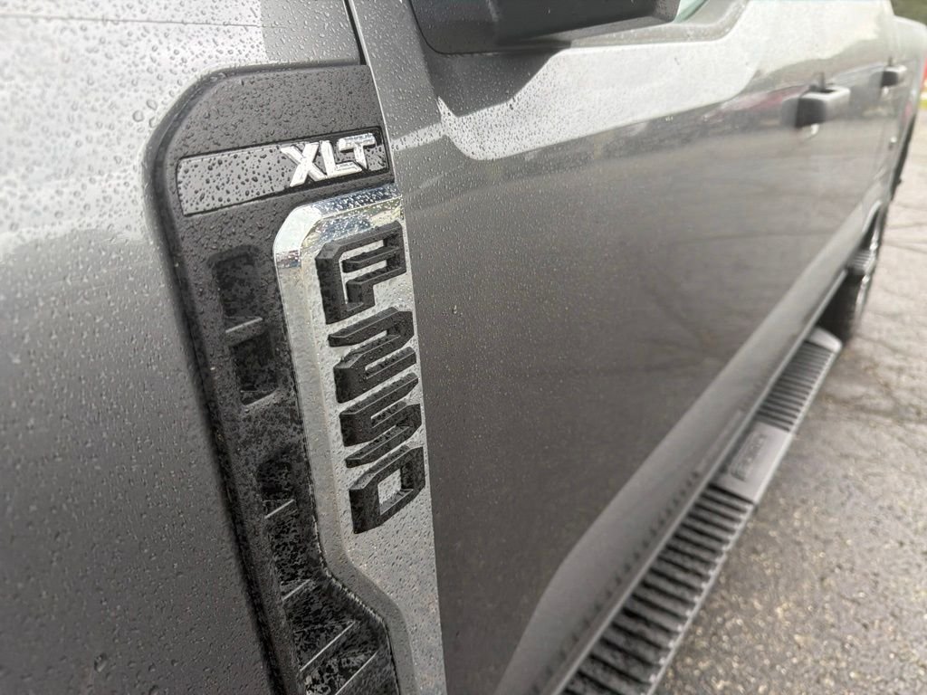 Used 2025 Gray Ford XLT image 29